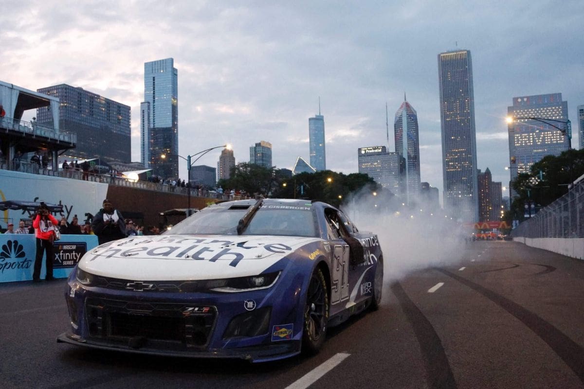 NASCAR's Chicago Race Losing Money (2)