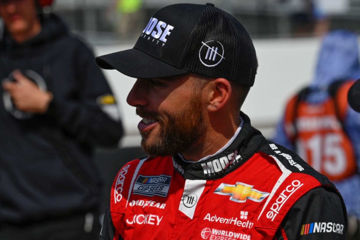 NASCAR Fans Stunned by Ross Chastain's Unbelievable Move 1