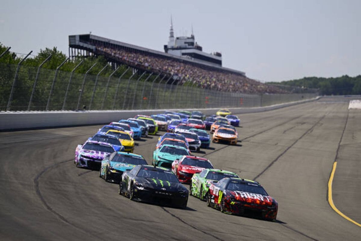 NASCAR to Tighten the Purse Strings on Cup Teams 1