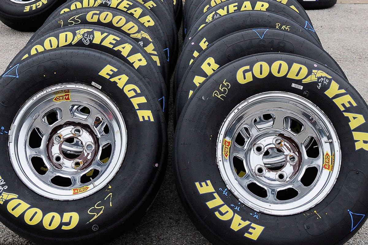 Tire-Strategy Choices Comeback at Richmond 3 