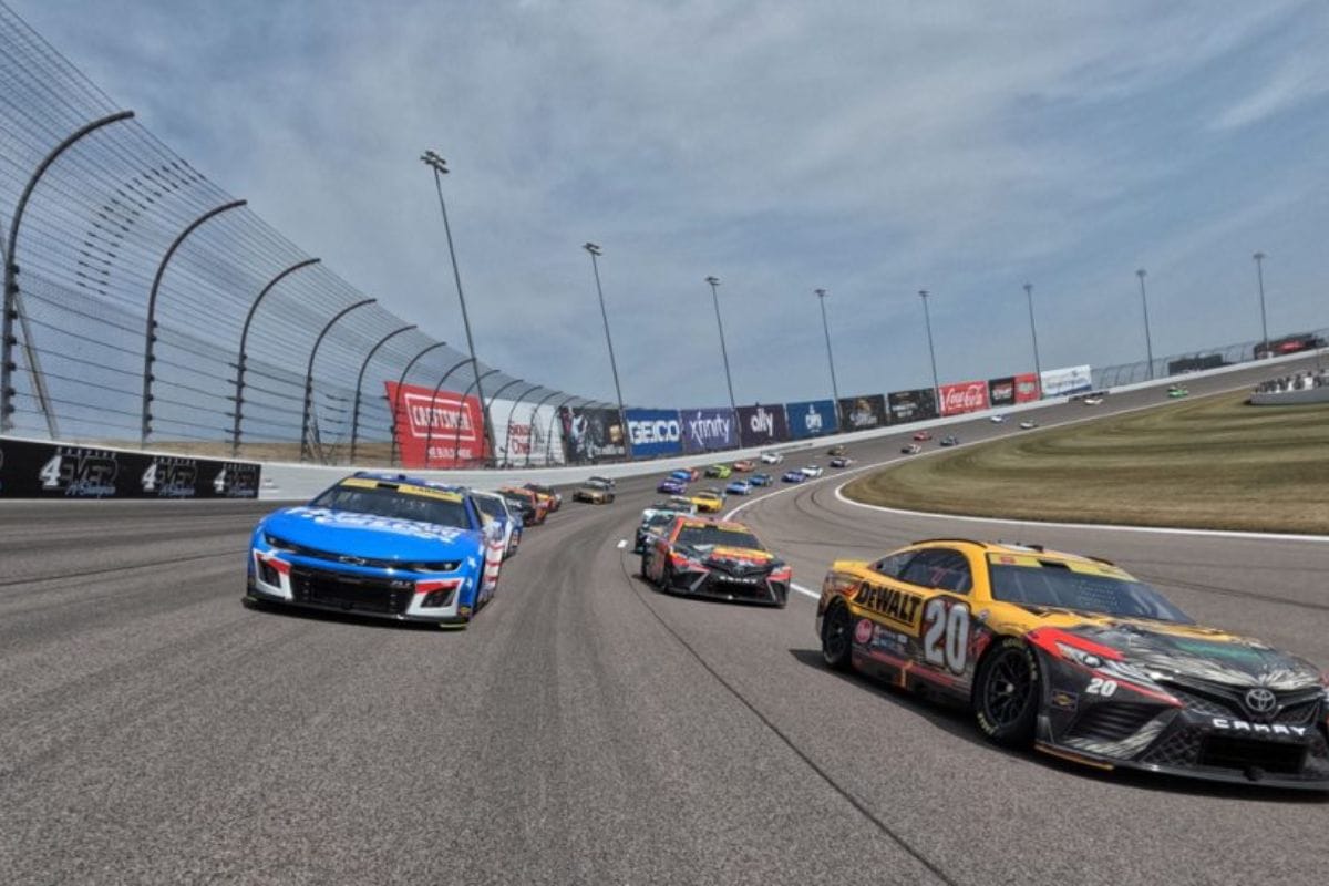 NASCAR Iowa Experiment1