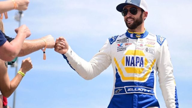 Chase Elliott Surprises NASCAR Fans 1