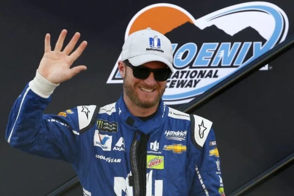 Dale Earnhardt Jr. Returns to Bristol 3