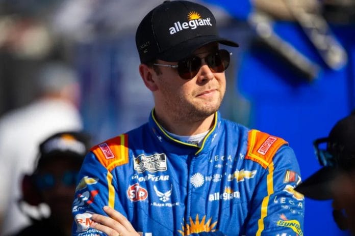 Erik Jones Challenges Chastain and Wallace