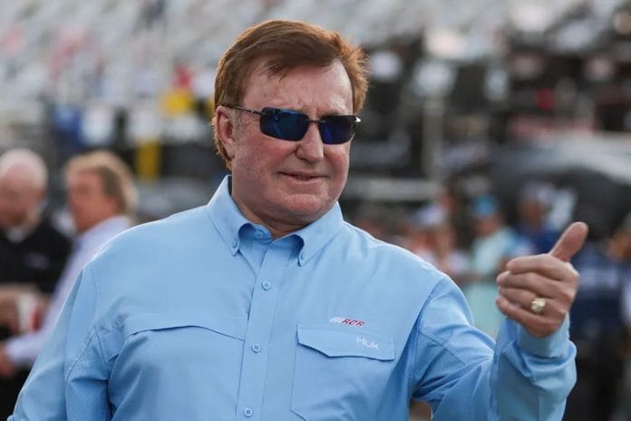 Austin Dillon Criticized for Blaming Spotter in Front of Dale Jr. 3