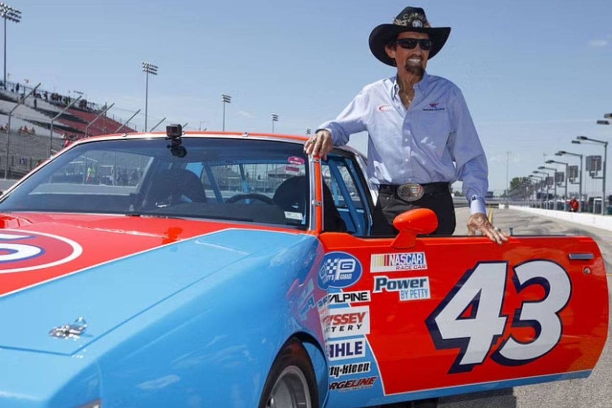 Richard Petty Predicts 2024 NASCAR Cup Series Champion 2