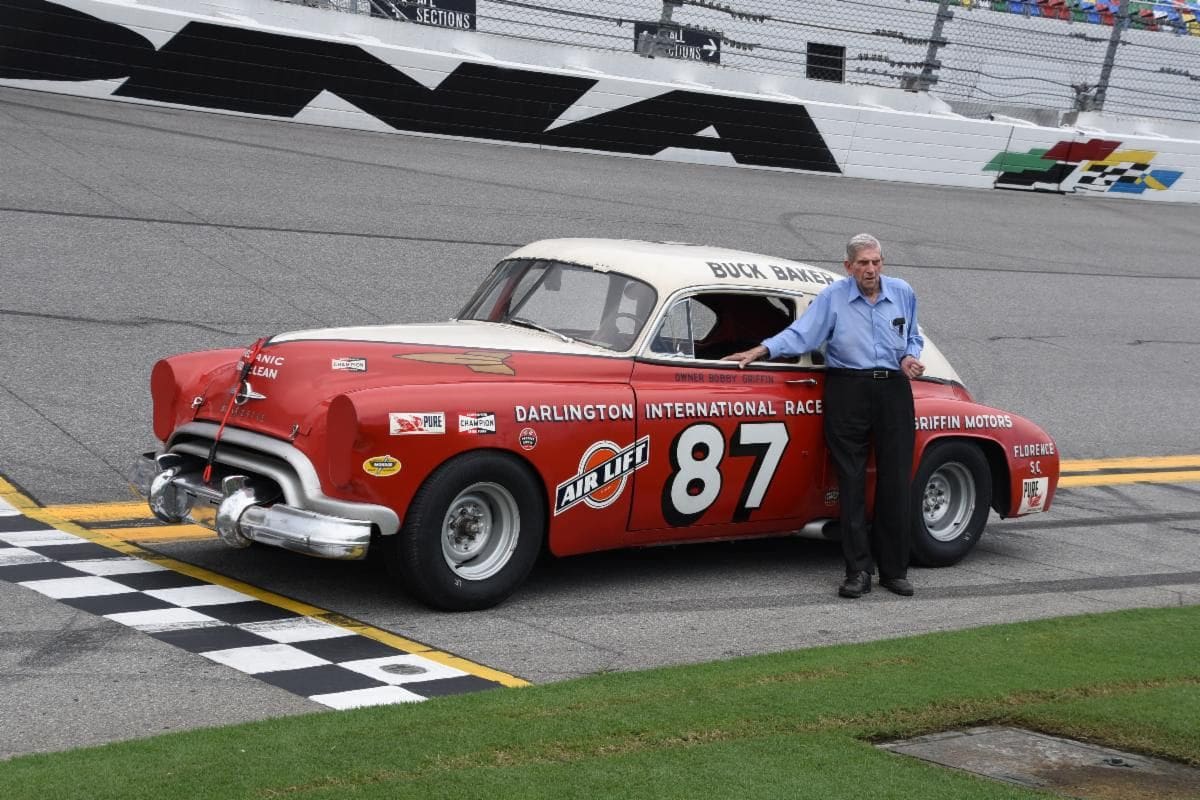 98-Year-Old NASCAR Great Passes Away 3