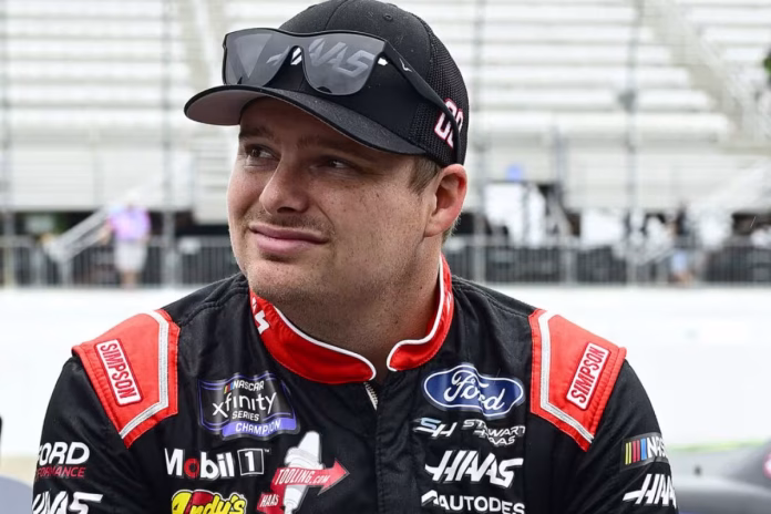 Cole Custer Falls to Austin Hill in Dramatic Homestead Finish 3