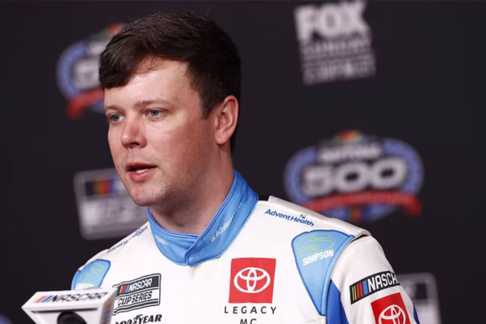 Erik Jones Skips Snowball Derby for Wife's Pregnancy 1