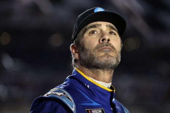 Jimmie Johnson's 2.5 million Dollars Crash