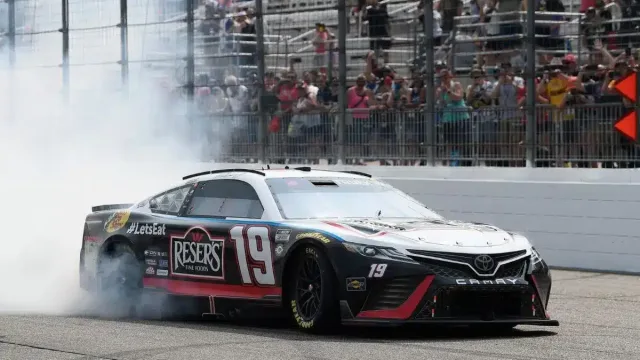 NASCAR Drivers Earn More Than Just Salaries 2