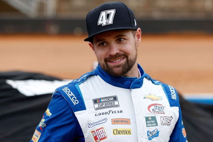 Ricky Stenhouse Jr. Blames Himself After Darlington Fumble