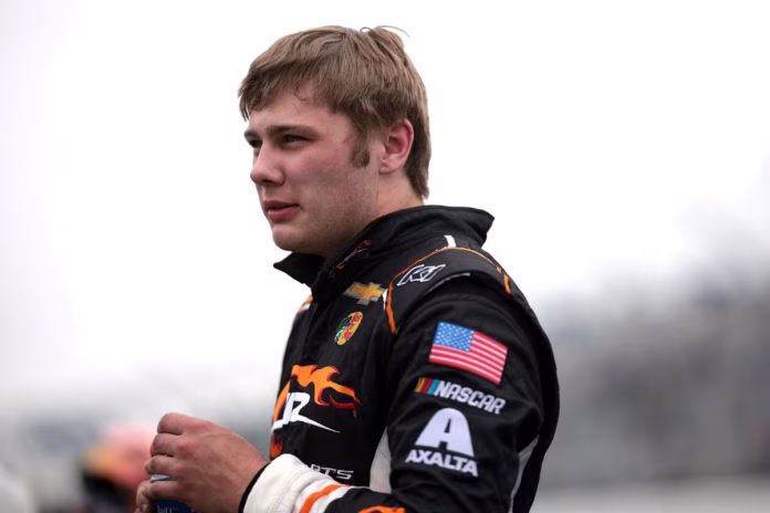 Carson Kvapil Joins JR Motorsports