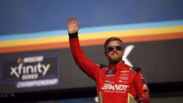 Justin Allgaier Extends Contract With JR Motorsports