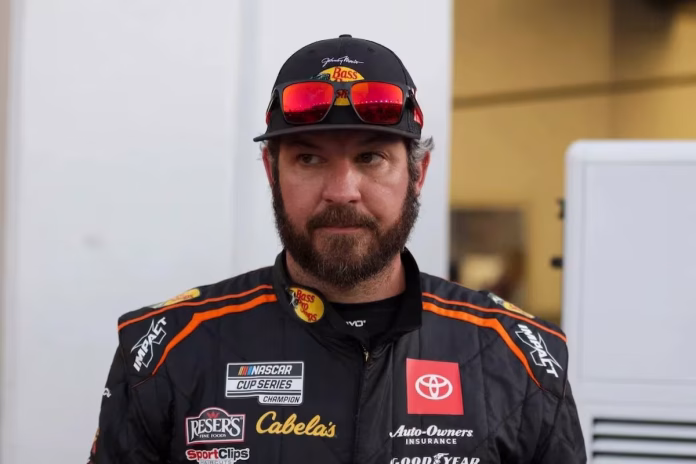 Martin Truex Jr. Grabs Xfinity 500 Pole Position 3