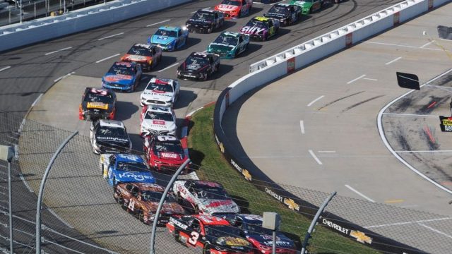 Martin Truex Jr. Grabs Xfinity 500 Pole Position 2