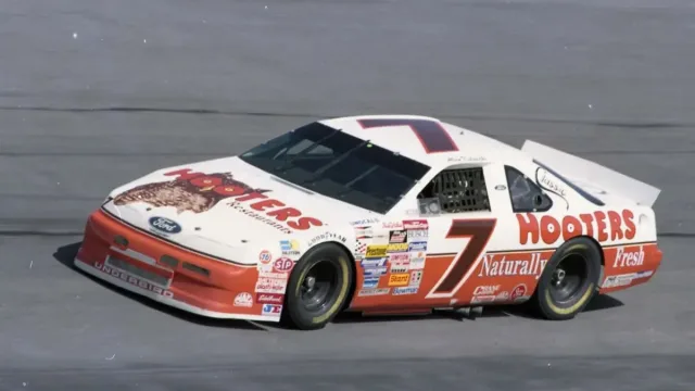 1992 Hooters 500