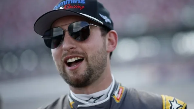 Chase Briscoe's Off-Season Hunting Trip 1