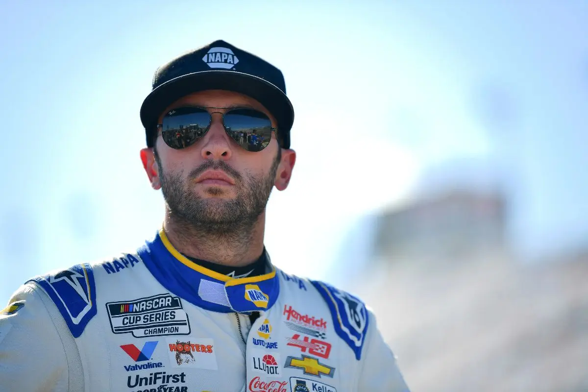 Chase Elliott Teases Snowball Derby Return 1