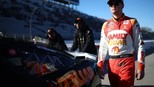 Erik Jones Reflects on the Snowball Derby Duel With Kyle Busch 3