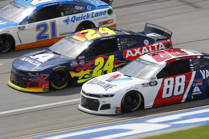 Hendrick Motorsports' Engine Builders Go Head-to-Head 2