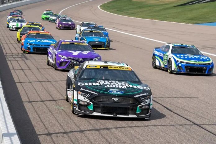 The Real Reason NASCAR Cars Lack Side Windows 3