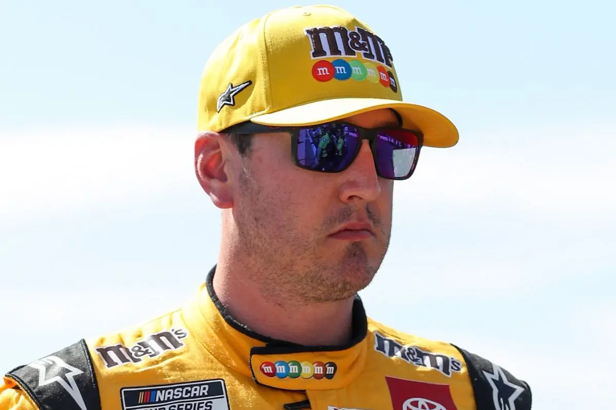 Did Kyle Busch Intentionally Ignore a Young Fan 3