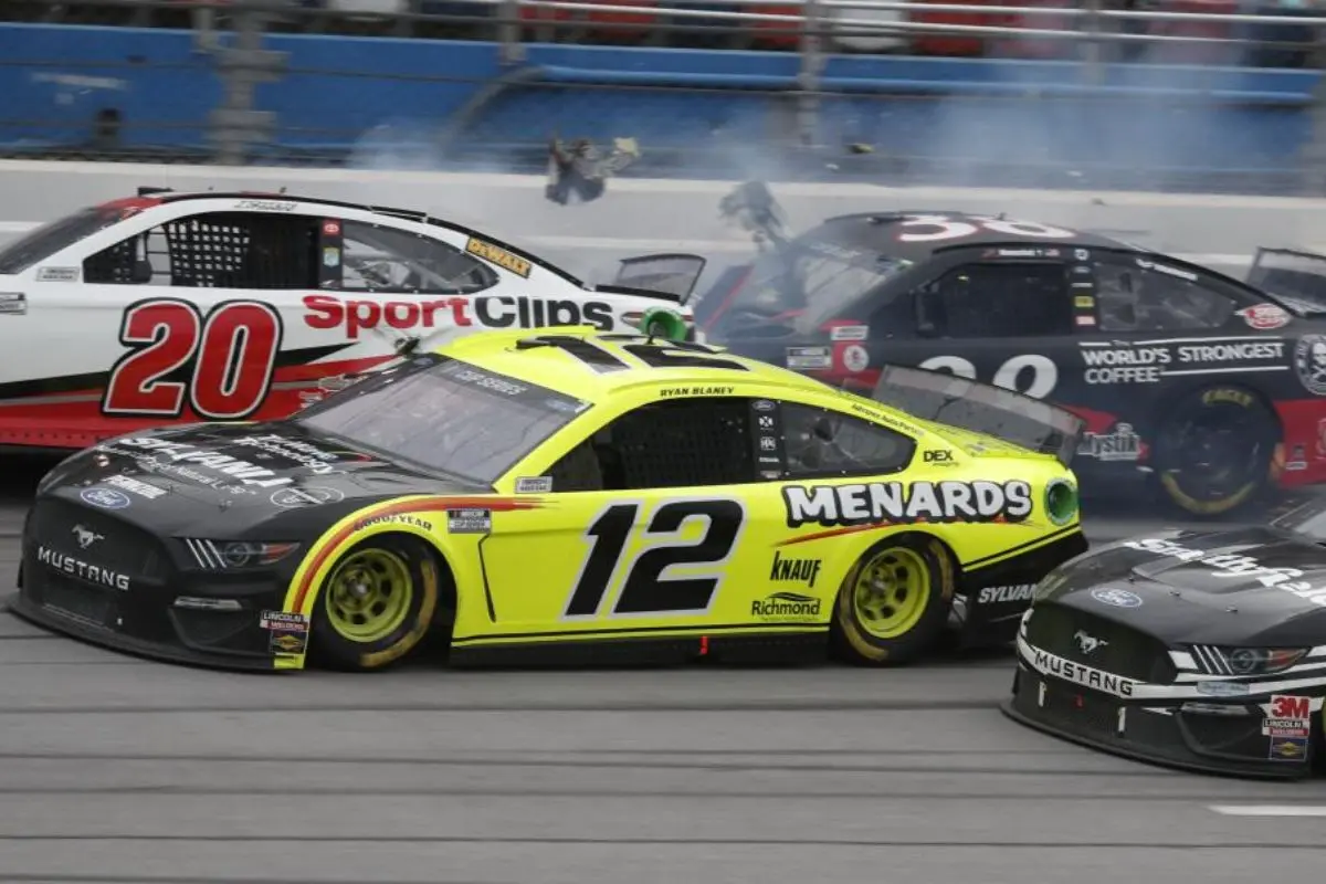 Kevin Harvick's Fiery Brawl With Greg Biffle 3