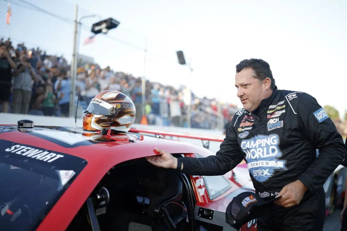 Tony Stewart Calls NASCAR Fans ‘Idiots’