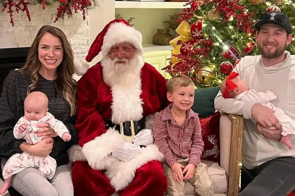 Chase Briscoe Shares Heartwarming Christmas Moment 1