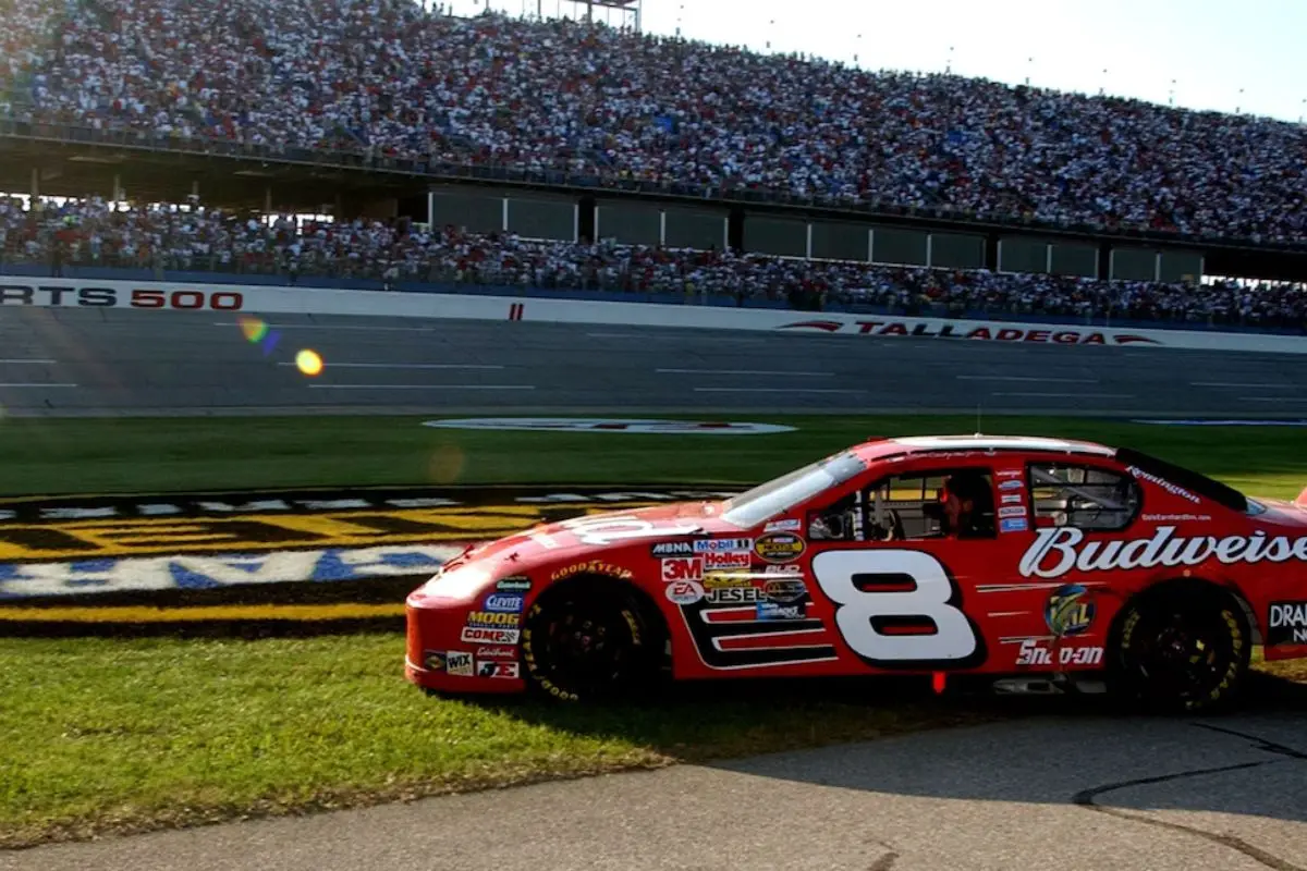 Dale Jr. Approves New No. 8 Paint Scheme