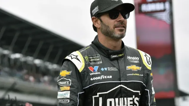 How Jimmie Johnson Battled the Fans' Boos