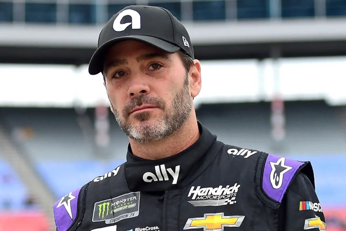 Jimmie Johnson Describes His Lowest Moment Before the 2016 Championship