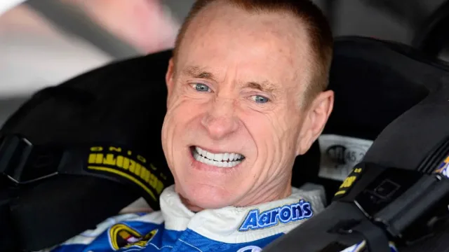 Mark Martin's 2009 Car Post