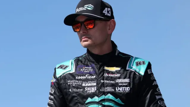 Ryan Ellis Mocks Dakota Smith's Meltdown