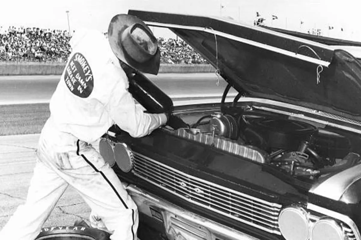 Smokey Yunick's Rule-Bending Mastery