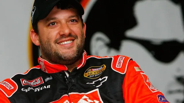 Tony Stewart Keeps His Diaper Duty Record