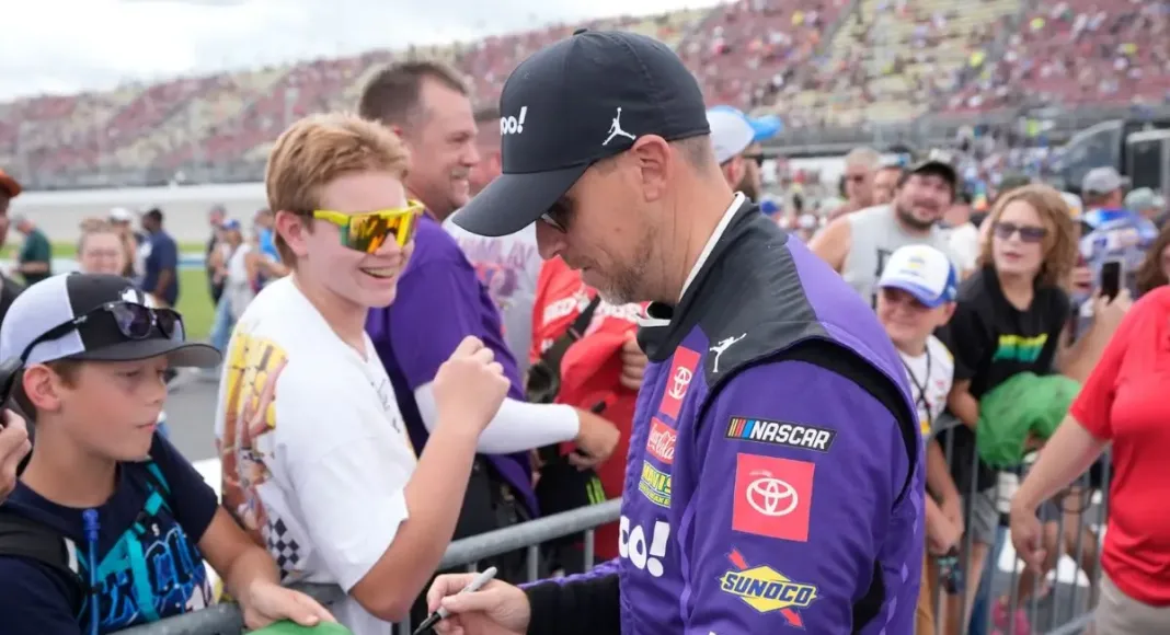 Denny Hamlin Gains Fan Support