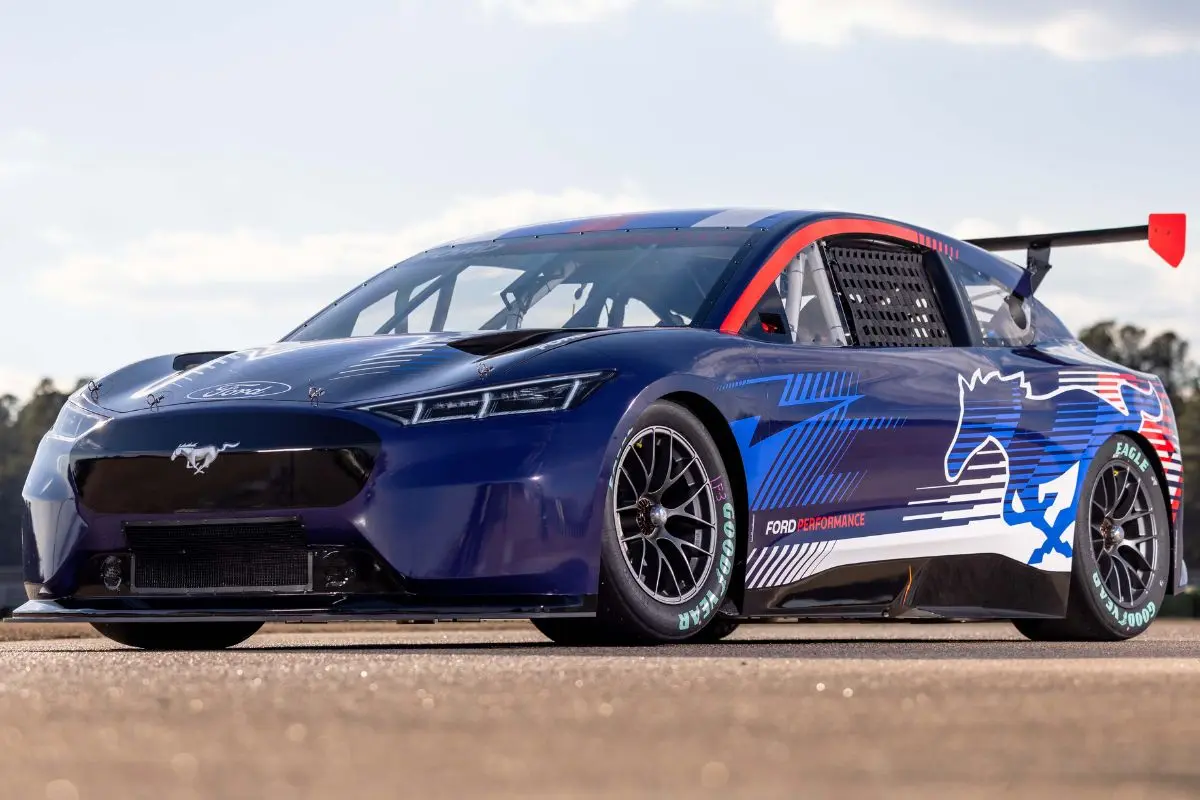 Ford’s Latest NASCAR Racing Project