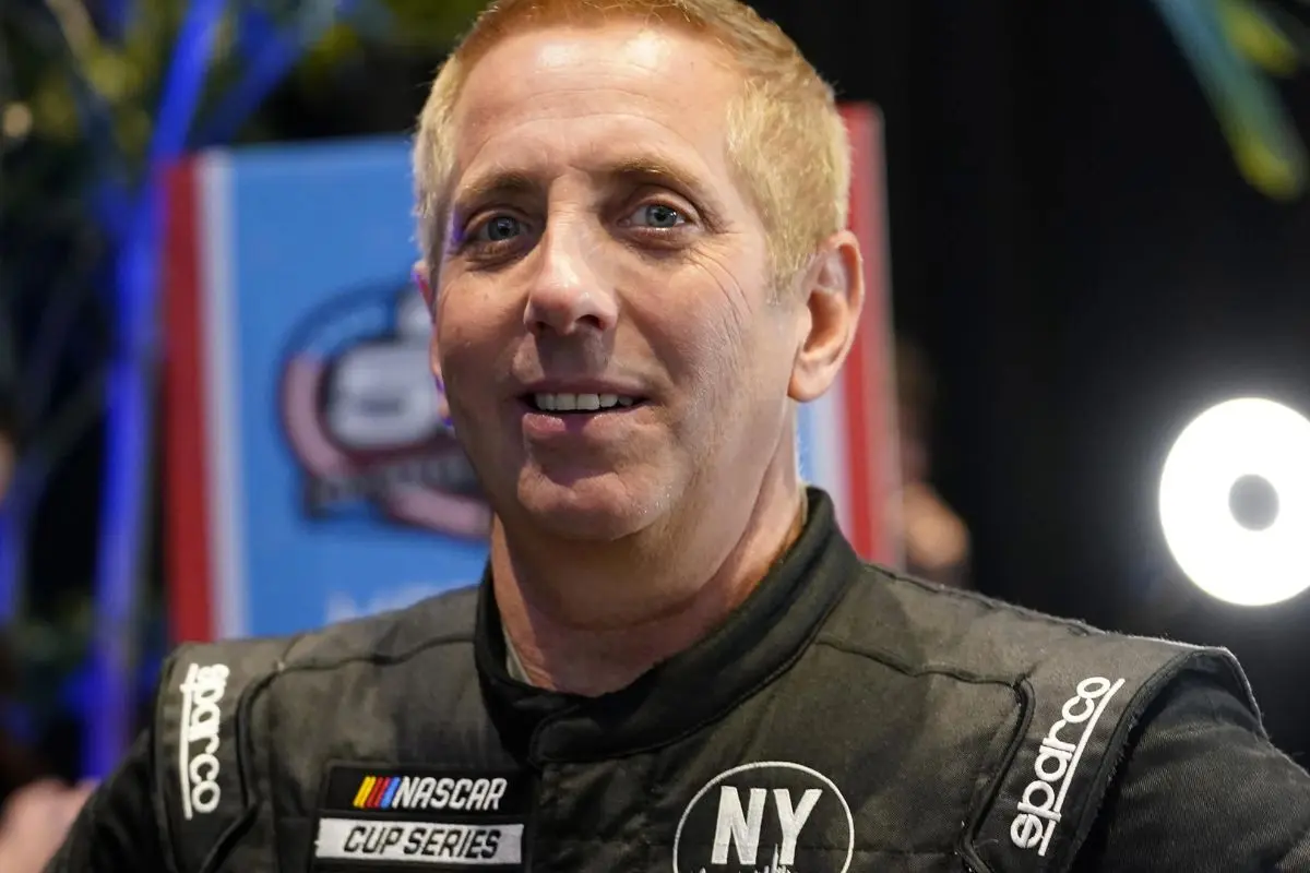 Greg Biffle Responds to Wildfire Rescue Requests