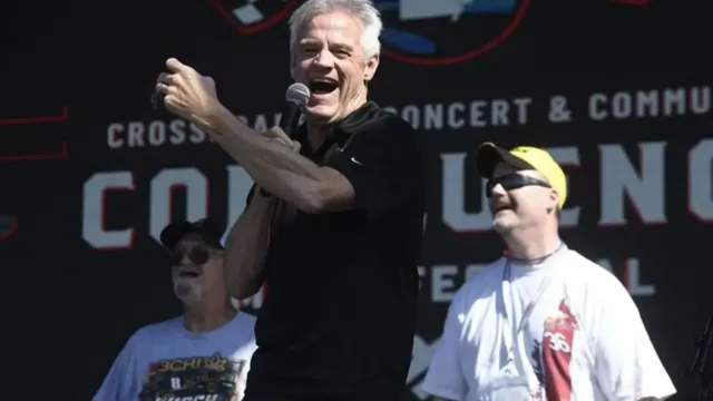 Kenny Wallace Recalls Insane Stories