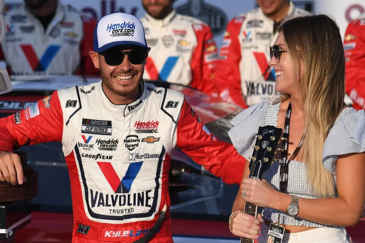 Kyle Larson Credits Wife’s Racing Knowledge for Helping Him 