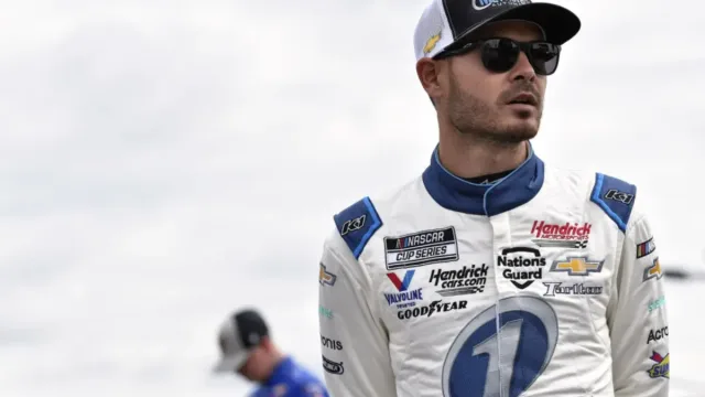 Kyle Larson Prepares for the Most Competitive Chili Bowl
