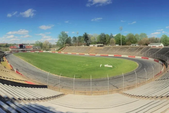 Fans Say Goodbye to NASCAR's Historic Sponsorship