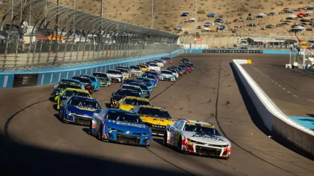 NASCAR Set to Shake up Phoenix Championship Race