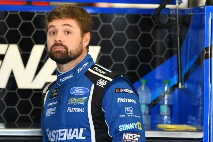 Ricky Stenhouse Jr. Shares Touching Dad Moment
