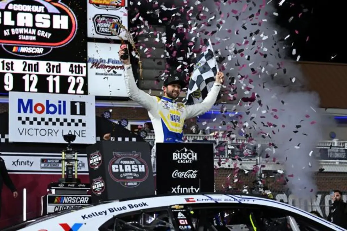 Chase Elliott Rules the Cook Out Clash at Bowman Gray