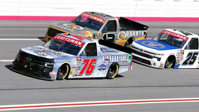 NASCAR Fr8 208 Starting Lineup