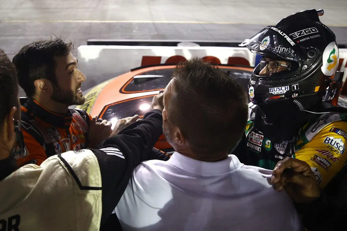 Kevin Harvick Dropped a Brutal Take on Chase Elliott’s Behavior