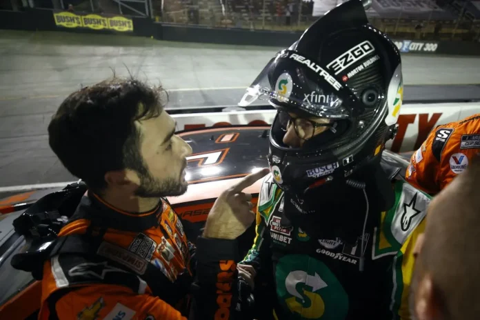 Kevin Harvick Dropped a Brutal Take on Chase Elliott's Behavior